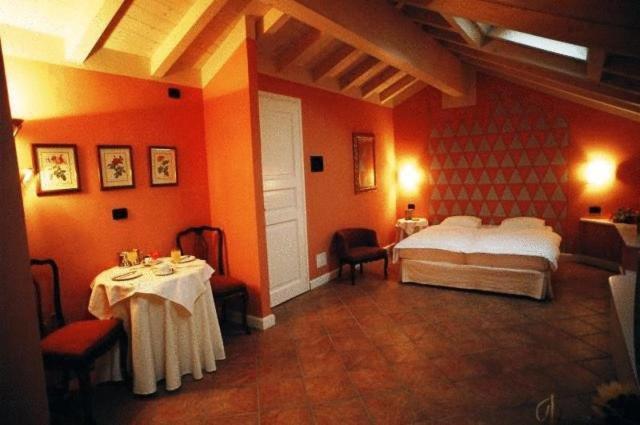 Hotel Casa Arizzoli Cannobio Habitación foto